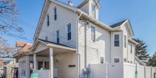 17 A STATE RD #UNIT A 17 A STATE RD #UNIT A Photo Gallery 1