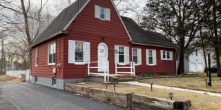 130 SHREVE AVE 130 SHREVE AVE Photo Gallery 1