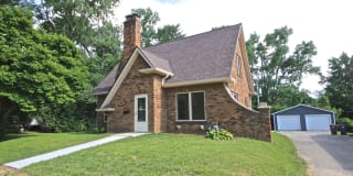 114 East Southern Drive 114 East Southern Drive Photo Gallery 1