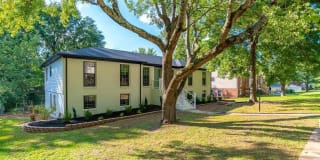 10220 Melanie Dr SE 10220 Melanie Dr SE Photo Gallery 1