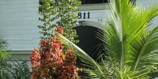 811 NE 199th St 811 NE 199th St Photo Gallery 1