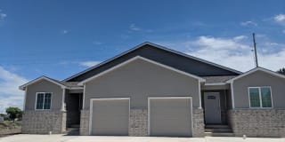 8810 W Meadow Park 8810 W Meadow Park Photo Gallery 1