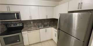 4235 N University Dr 4235 N University Dr Photo Gallery 1