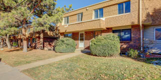 5526 S. Lowell 5526 S. Lowell Photo Gallery 1