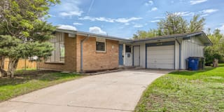5674 West Chestnut Avenue 5674 West Chestnut Avenue Photo Gallery 1
