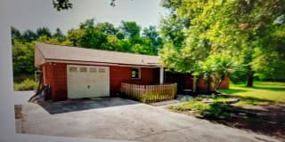 250 Meadows Drive 250 Meadows Drive Photo Gallery 1
