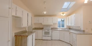 6612 5th Way SE 6612 5th Way SE Photo Gallery 1