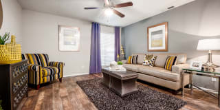 Silverbrook Apartment Homes Silverbrook Apartment Homes Photo Gallery 1