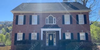 212 Windchase Dr 212 Windchase Dr Photo Gallery 1