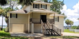 150 MIDWAY Circle 150 MIDWAY Circle Photo Gallery 1