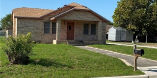 517 W Highland Ave 517 W Highland Ave Photo Gallery 1