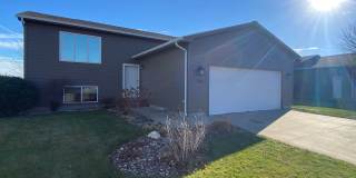704 S Tanglewood Ave 704 S Tanglewood Ave Photo Gallery 1