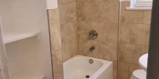 512 Phoenix Avenue 512 Phoenix Avenue Photo Gallery 1