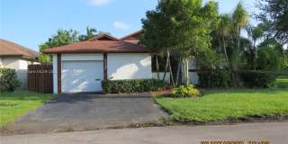 5137 SW 149th Pl 5137 SW 149th Pl Photo Gallery 1