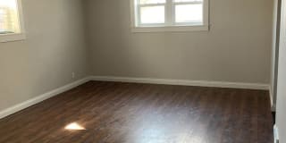 1024 1/2 N 15th St. 1024 1/2 N 15th St. Photo Gallery 1