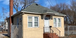 7 Railroad Avenue 7 Railroad Avenue Photo Gallery 1