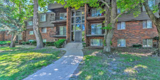 Park West Apartments Park West Apartments Photo Gallery 1