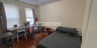 51 Queensberry St Apt 14G 51 Queensberry St Apt 14G Photo Gallery 1