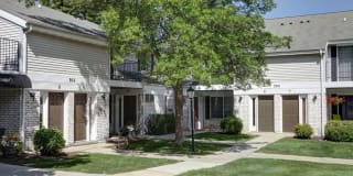 Stonewood Village Aparments Stonewood Village Aparments Photo Gallery 1