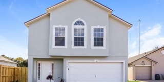 5688 English Oak Drive South 5688 English Oak Drive South Photo Gallery 1