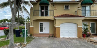 6831 SW 158th Ct 6831 SW 158th Ct Photo Gallery 1