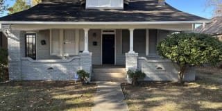 1805 Maple B 1805 Maple B Photo Gallery 1