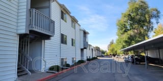 310 N Raymond 310 N Raymond Photo Gallery 1