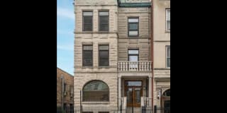 709 W Diversey Parkway 709 W Diversey Parkway Photo Gallery 1