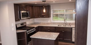 2409 West Hardies Road 2409 West Hardies Road Photo Gallery 1