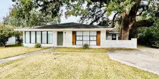 325 Oak Street 325 Oak Street Photo Gallery 1