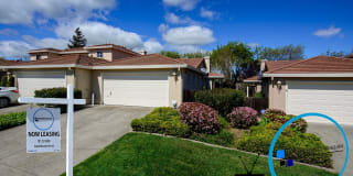 355 Columbia Circle 355 Columbia Circle Photo Gallery 1