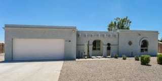 1055 South 75th Place 1055 South 75th Place Photo Gallery 1