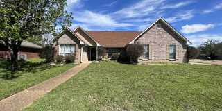 149 Glenwood Dr 149 Glenwood Dr Photo Gallery 1