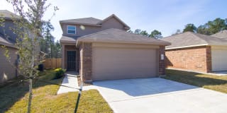 393 North Meadows Drive 393 North Meadows Drive Photo Gallery 1