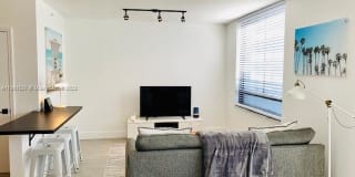 1330 West Ave 1330 West Ave Photo Gallery 1