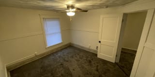 1005 N Pine St. 1005 N Pine St. Photo Gallery 1