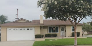 5895 Panama Dr 5895 Panama Dr Photo Gallery 1