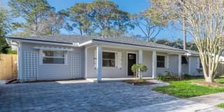 596 SEASPRAY AVE 596 SEASPRAY AVE Photo Gallery 1