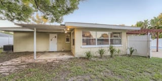 1456 Lakeview Drive 1456 Lakeview Drive Photo Gallery 1