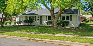 203 AYR ST NW 203 AYR ST NW Photo Gallery 1