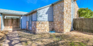 130 W. Riverside 130 W. Riverside Photo Gallery 1
