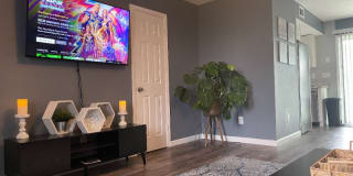 1421 Kraft Ave 1421 Kraft Ave Photo Gallery 1