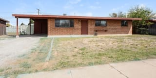 156 West Pastime Road 156 West Pastime Road Photo Gallery 1