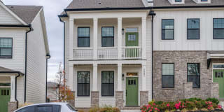 2081 Oakwood Ave 2081 Oakwood Ave Photo Gallery 1