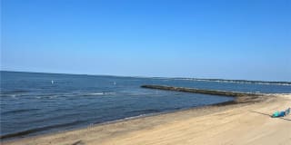 57 Town Beach Road 57 Town Beach Road Photo Gallery 1