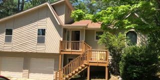4033 Maxanne Dr NW 4033 Maxanne Dr NW Photo Gallery 1