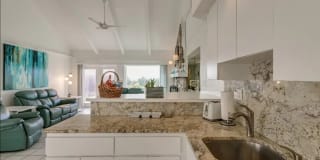 398 San Vicente Boulevard 398 San Vicente Boulevard Photo Gallery 1