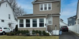 363 Hewlett Parkway 363 Hewlett Parkway Photo Gallery 1