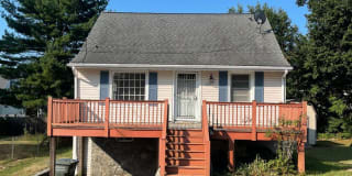 281 Oakwood St 281 Oakwood St Photo Gallery 1