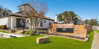 Tides at Meadowbrook Apartments Tides at Meadowbrook Apartments Photo Gallery 1